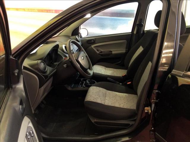 Ford Fiesta 1.0 Mpi Hatch 8v - Foto 4