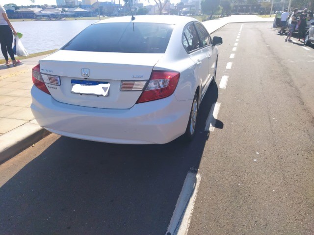 CIVIC LXS 1.8 2014