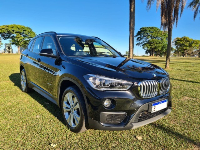 BMW X1 SDRIVE 20I ACTIVE FLEX PRETA 2017