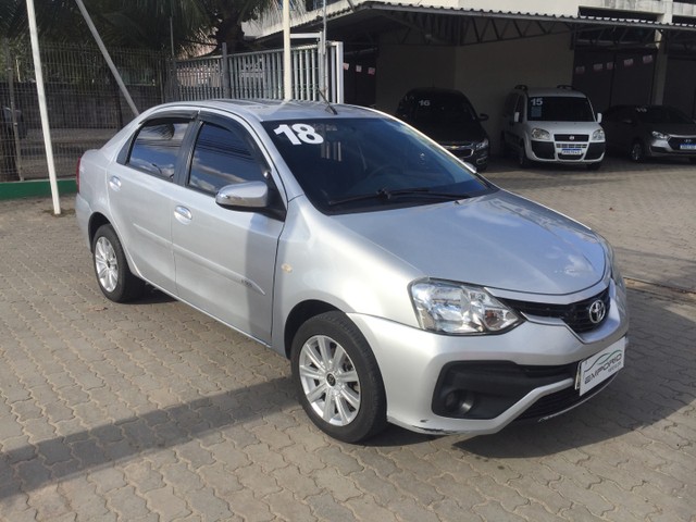 TOYOTA ETIOS XS SEDAN 2018