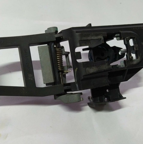 Suporte Maçaneta Ext Diant Esquerda Focus 09/13 3m51r224a36 - Foto 2