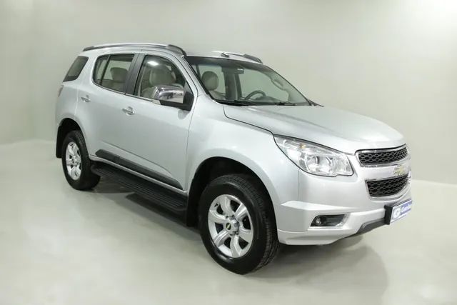 Trailblazer TrailBlazer LTZ 2.8 em Ribeirão Preto Diesel 14/15 Prata -  Veículos da MV Automóveis