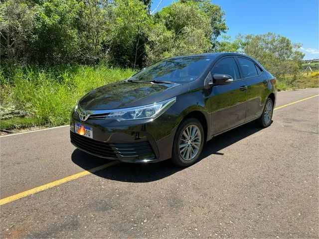 Toyota Corolla 2019 em Araucária - Usados e Seminovos