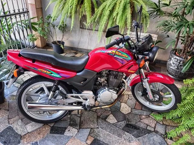 LOTE 028- HONDA CBX 200 STRADA ANO 1999/1999 JB18959 Motos em