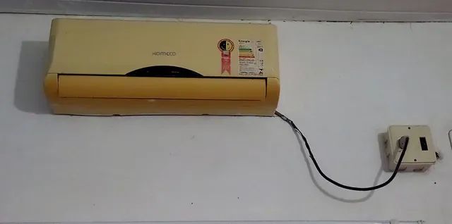Vendo ar-condicionado R$ 500 a negociar. 