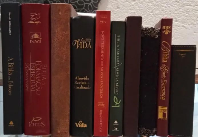 BÍBLIAs de Estudo = 9 BÍBLIAs