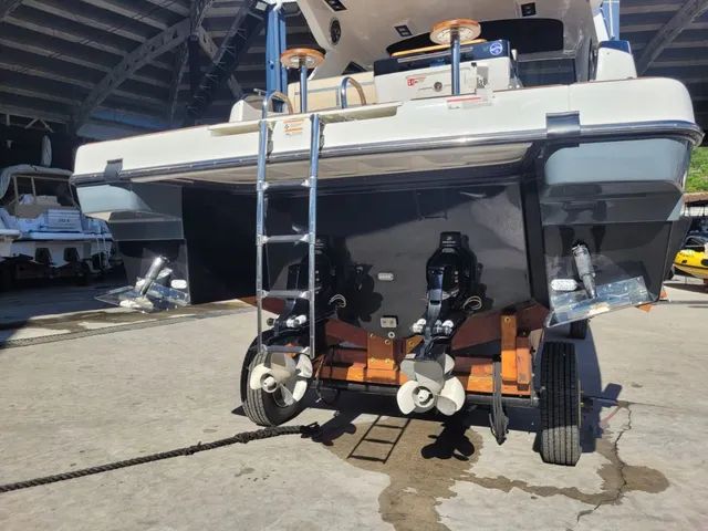 Focker 366 HT 2024 x2 Mercruiser 250 HP ñ Phantom Sedna Sessa Armatti Triton - Foto 5