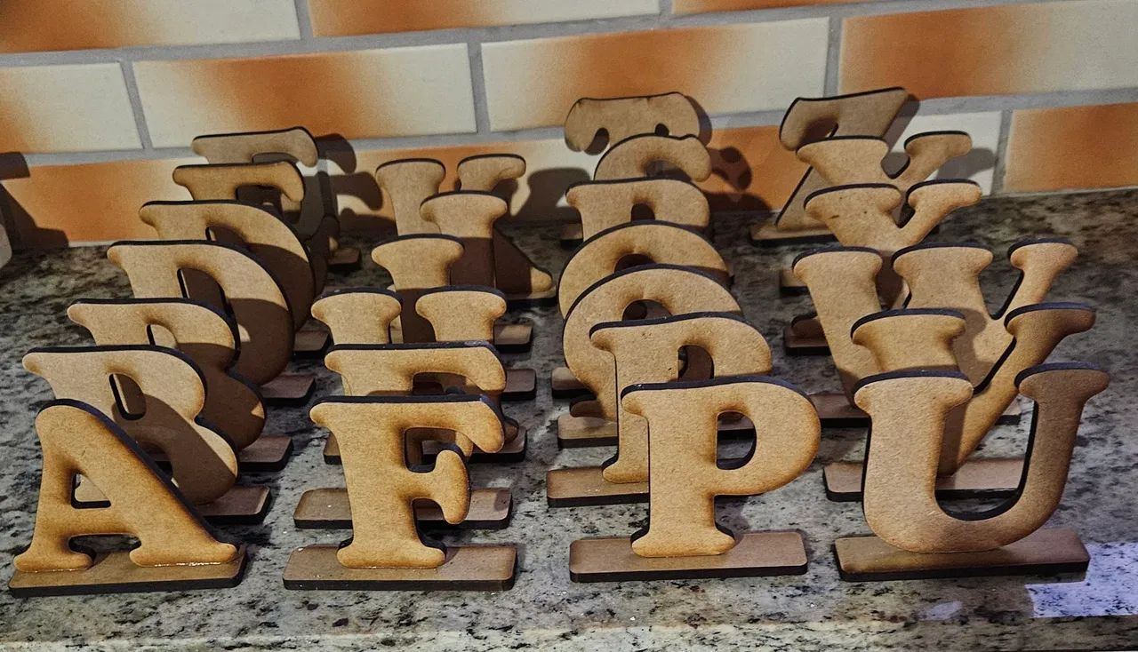Letras mdf com base