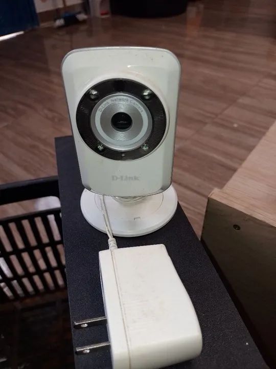 Vendo câmera de vigilância D' Link