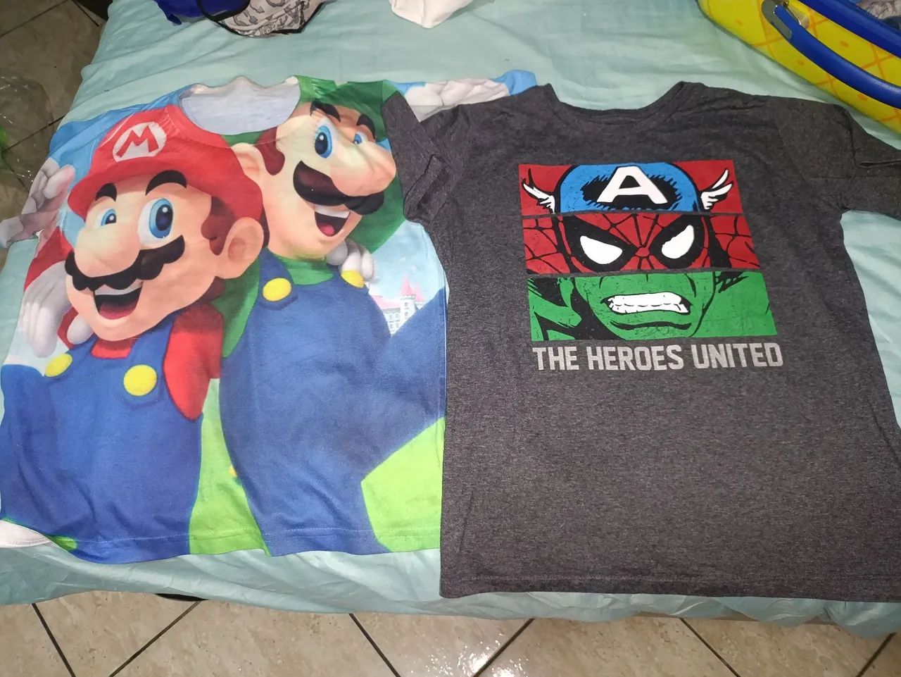 2 camisas 12 anos