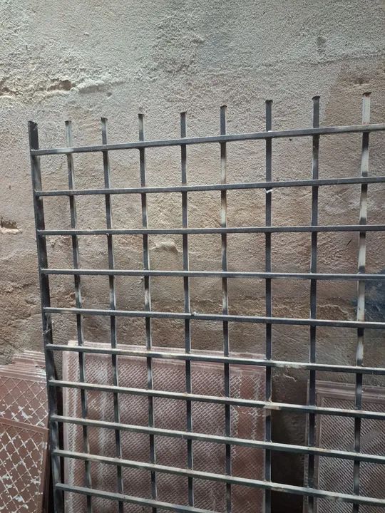 Grade de Janela 1,00 X 1,00 - Foto 2