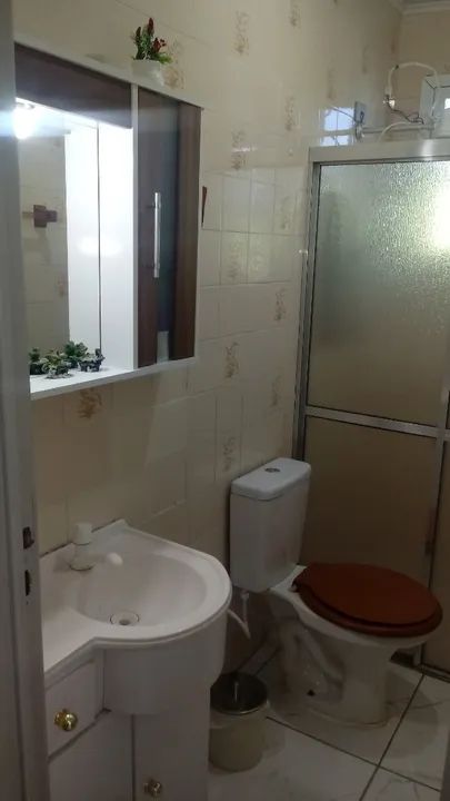 Casa 3 quartos, uma quadra do mar, internet, tv a cabo, alarme. - Foto 11