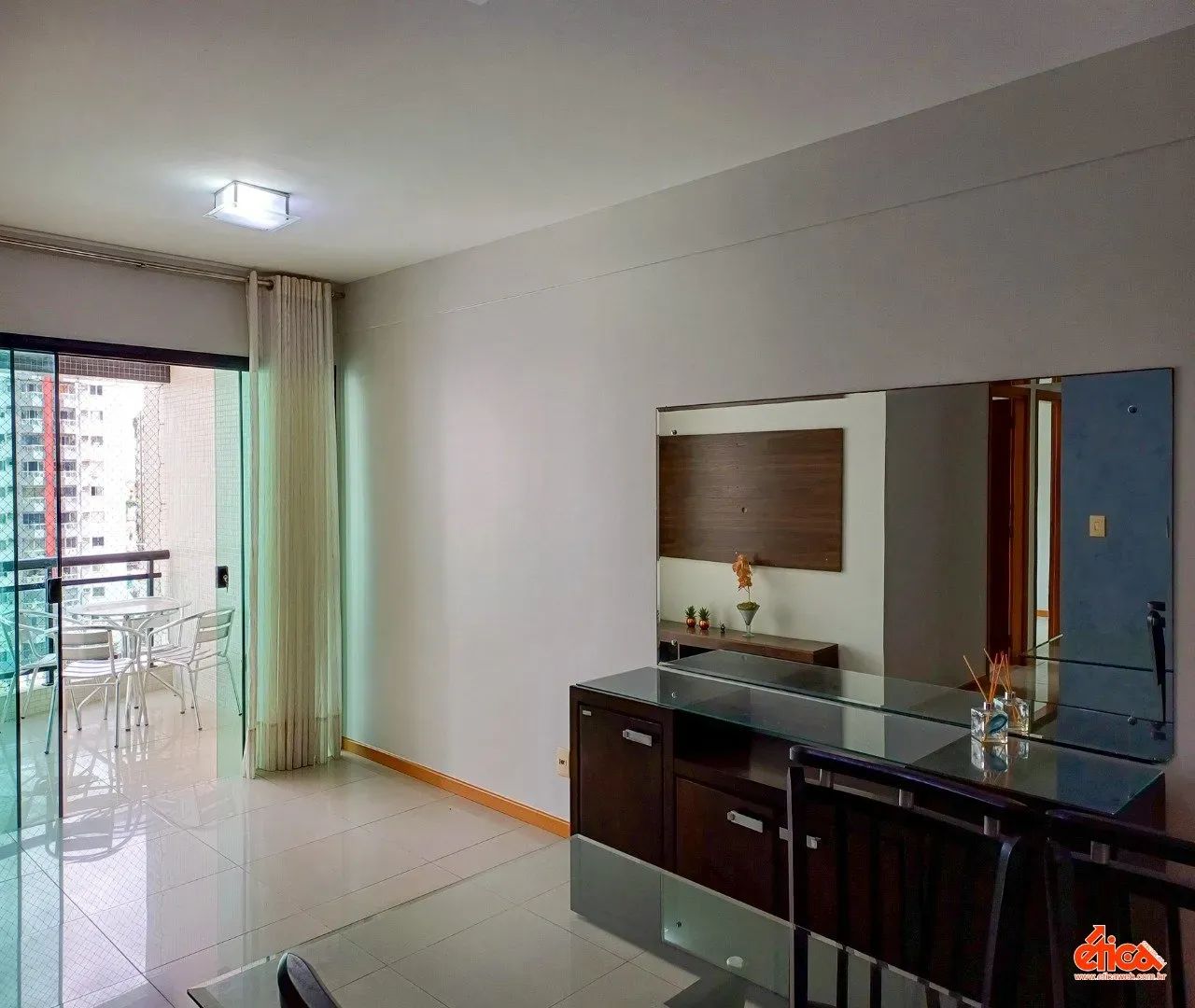 Ed. Torre de Bari apto de 03 quartos sendo 01 suite 02 vagas - Foto 11