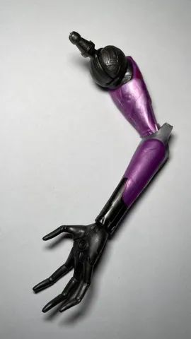 Marvel Legends - Braço Direito do Tri-Sentinela / Tri-Sentinel - Peça BAF ideal p/ custom