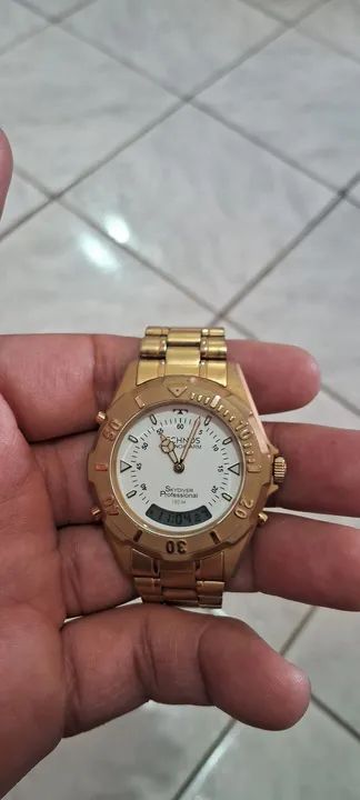 Relógio Technos Skydiver Professional 150m Dourado - Foto 2