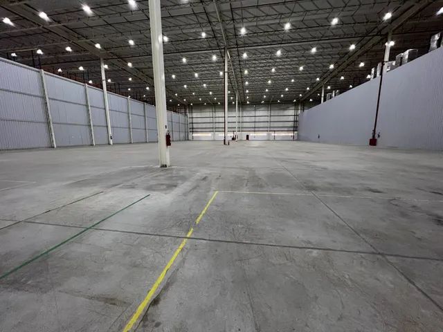 Macedo Imóveis - Galpão para aluguel possui 2.400m2 em carapina - TIMS - Serra - ES - Foto 4