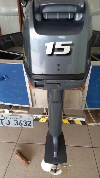 Barco de alumínio 4.2m Tucunaré com Motor Yamarra15HP - Foto 5