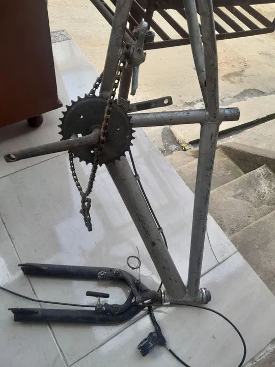Vende-se quadro de bicicleta para manobras Pro X - Foto 4