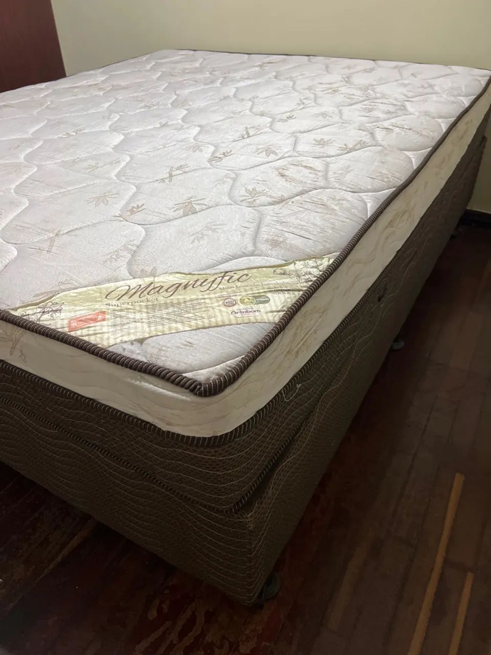 Cama Box de casal Queen ORTOBOM em ótimo estado pouco tempo de uso - Foto 2