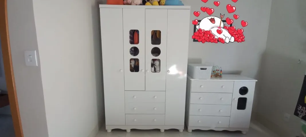 GUARDA ROUPA INFANTIL