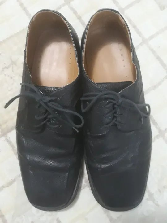 Calçado masculino preto de couro - Foto 2