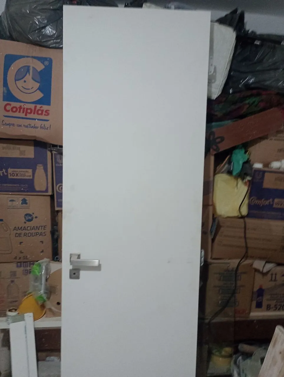 Porta 60 para banheiro com fechadura e dobradiça e 643914 aduela completo