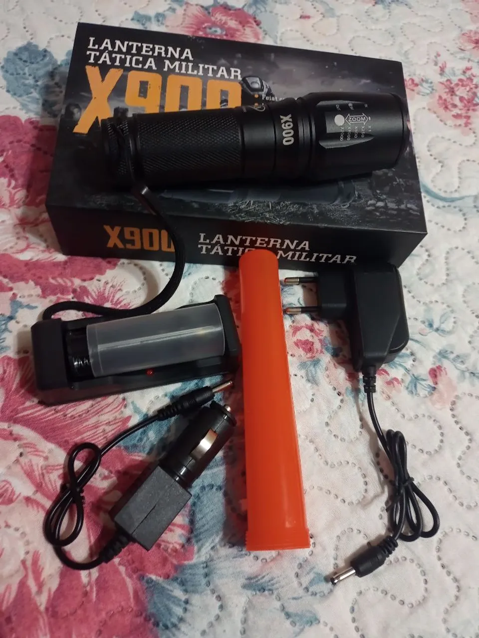 Lanterna Tática Militar X900