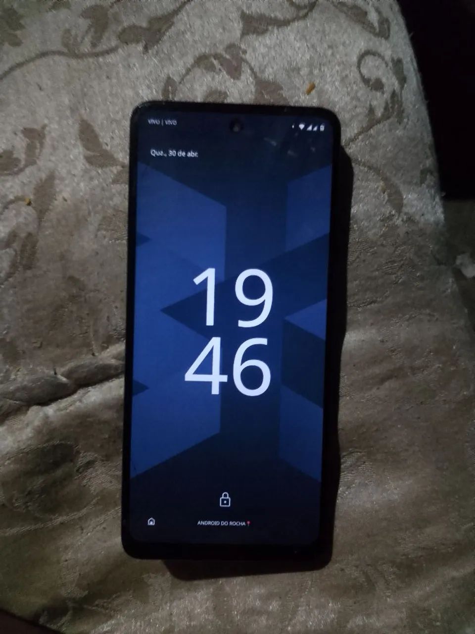 Motorola g04 usado 
