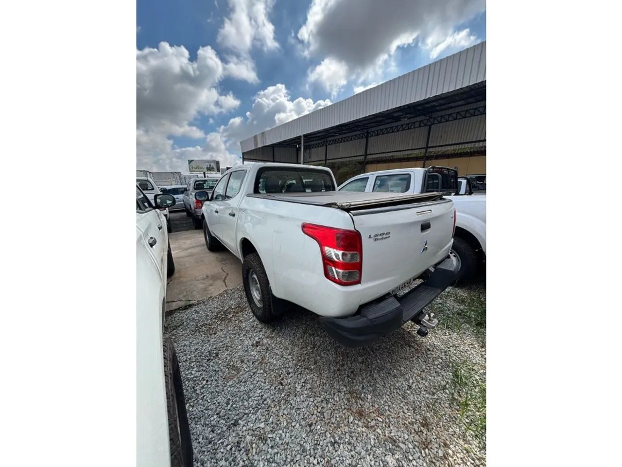 Mitsubishi L200 triton 2021 2.4 16v turbo diesel outdoor glx cd 4x4 manual - Foto 4