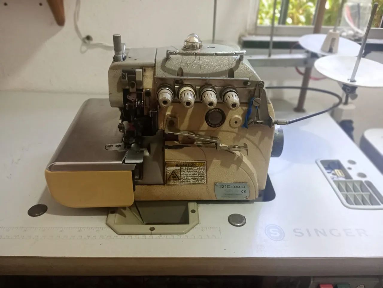 MÁQUINA DE COSTURA OVERLOK PONTO CADEIA INDUSTRIAL ( PONTO CADEIA  )