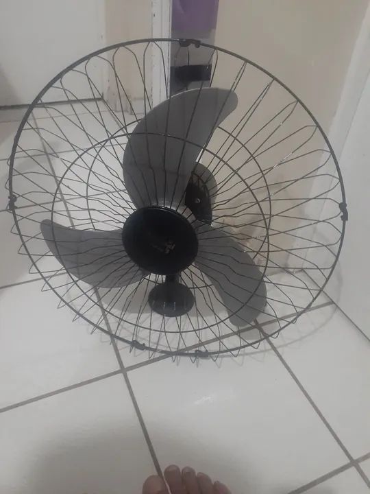 Ventilador de Parede Usado