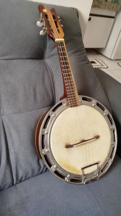 Banjo Luthier Benove