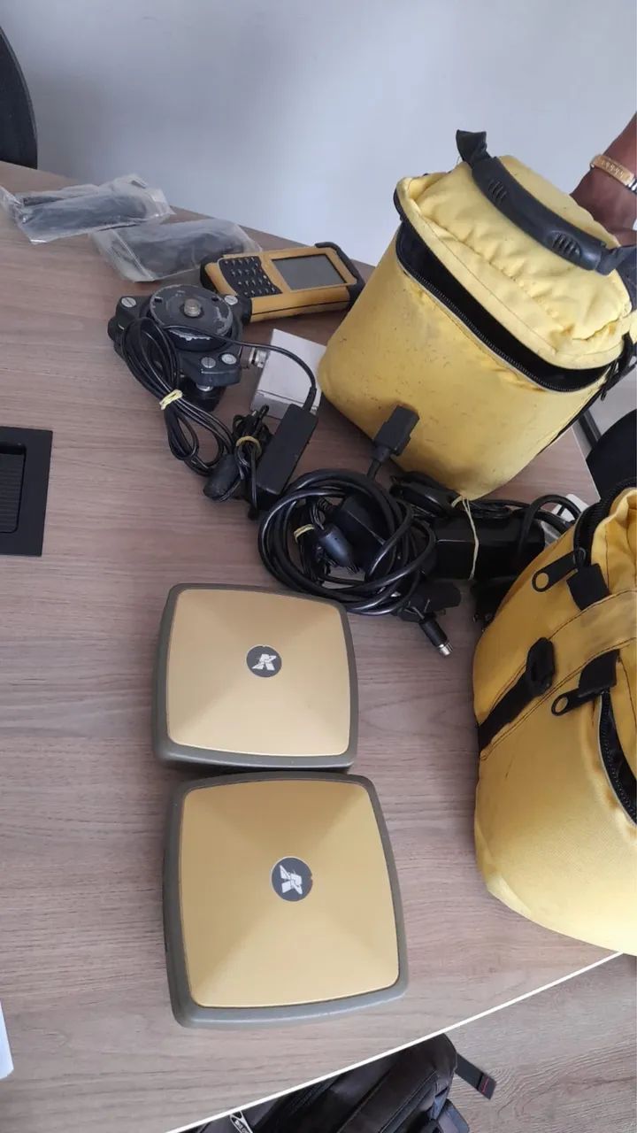 GPS TOPCON HIPER SR GNSS - Foto 4