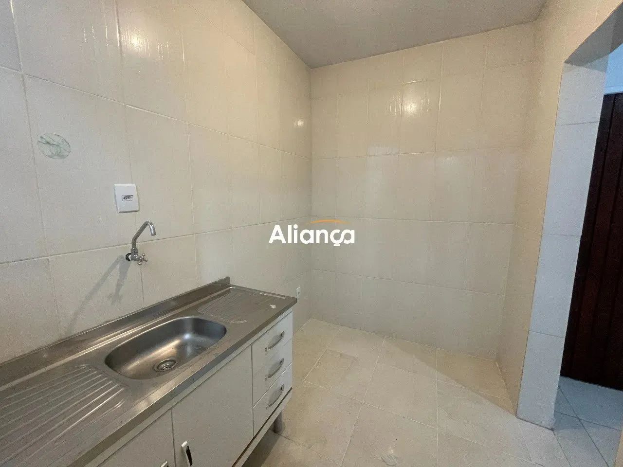 Apartamento para alugar com 1 dormitório, térreo no bairro Azenha em Porto Alegre/RS - Foto 7