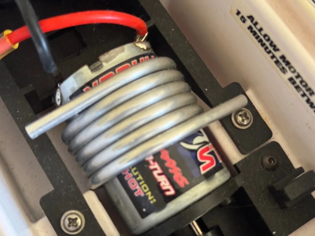 Lancha Traxxas Blast impecável  - Foto 4