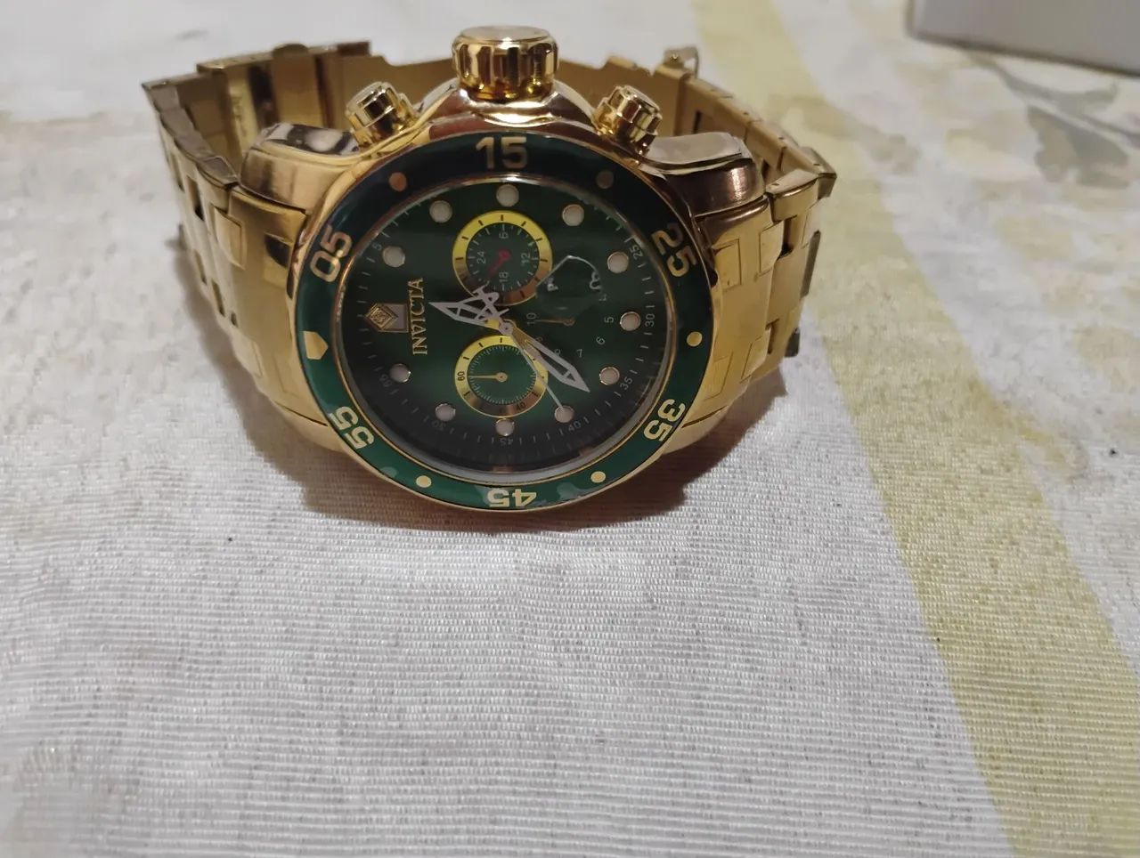 Relógio Invicta Masculino Dourado Verde - Foto 4