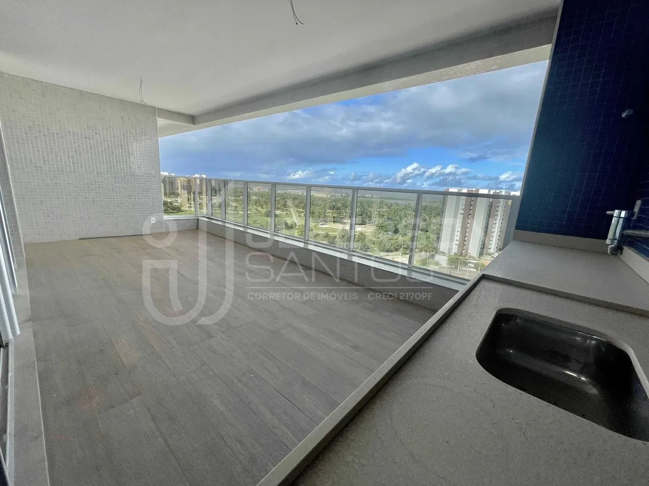 The View - Andar alto