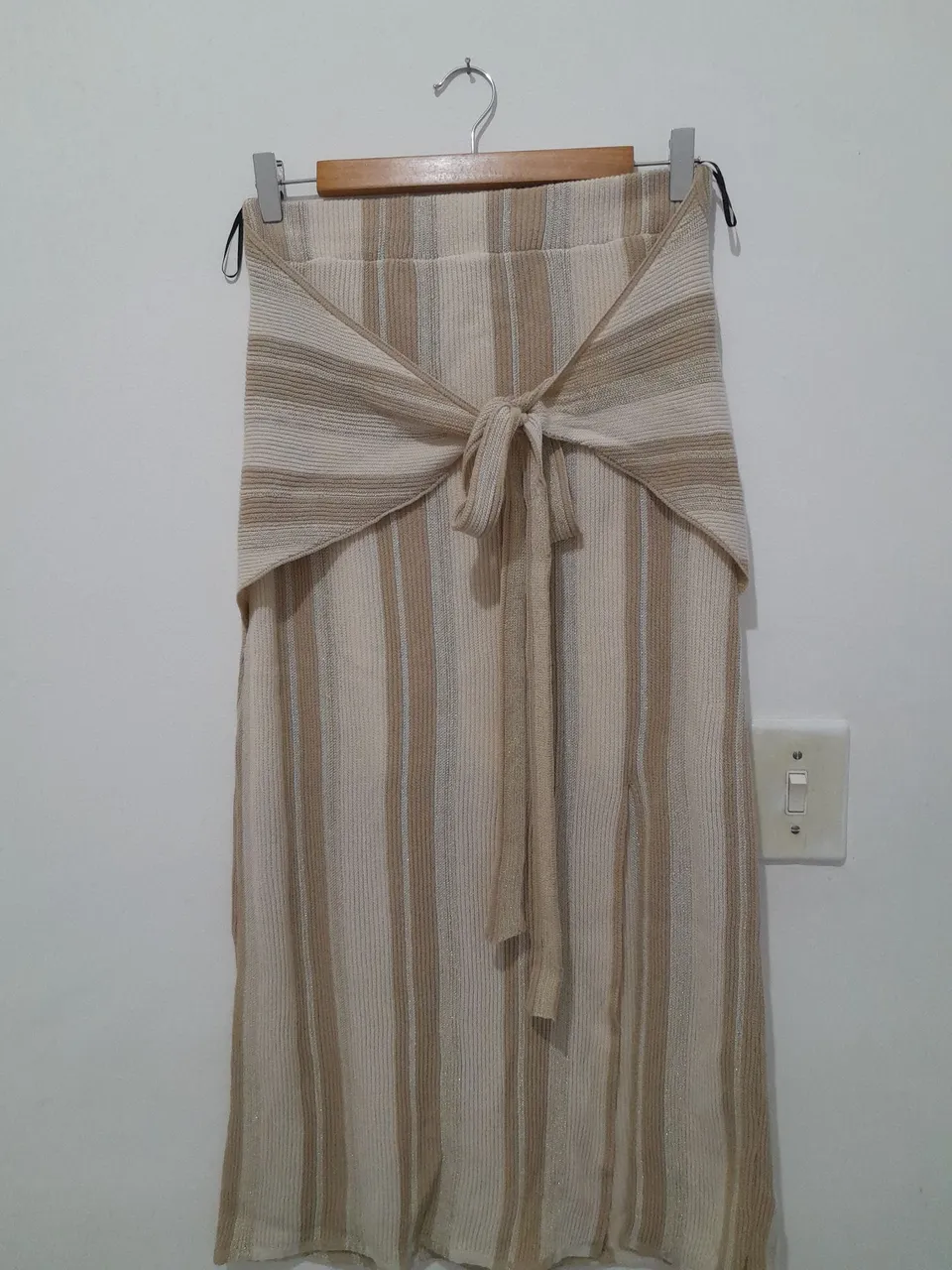 Saia Longa Tricot com Detalhe em Nó
