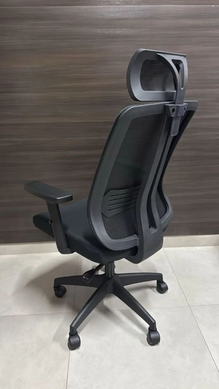 Cadeira Presidente base back sistem  - Foto 2