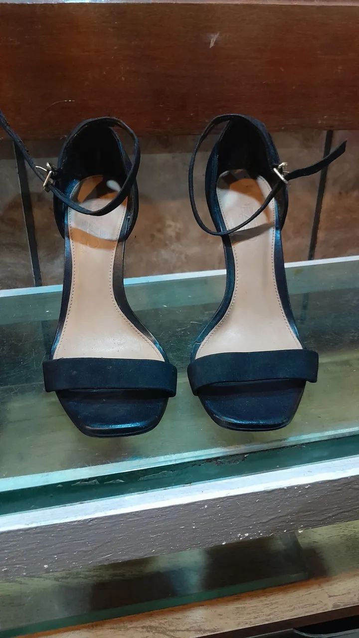 Sandália Salto Fino Preta