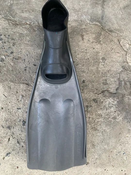 Pé de pato nadadeira SEASUB 40/41 M 170 reais  - Foto 3