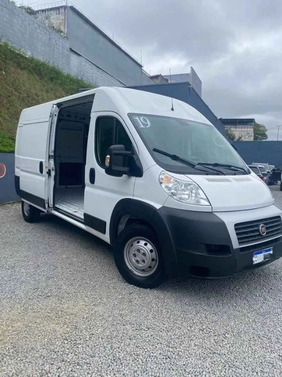 Fiat Ducato Furgão Ano: 2019