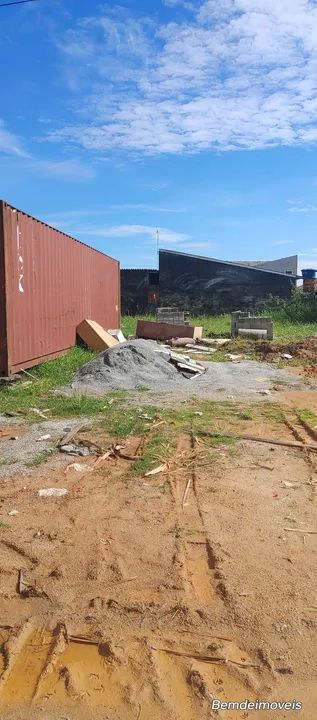 Terreno 391, 00m2(12,00X32,68m ARIRIÚ(rua do SUPER)