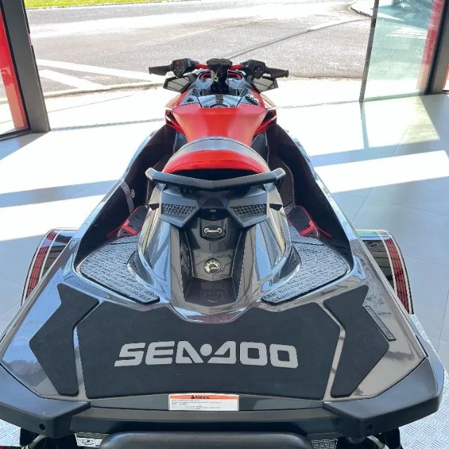 Jet Ski 300 RXP XRS - 2019 - Foto 10