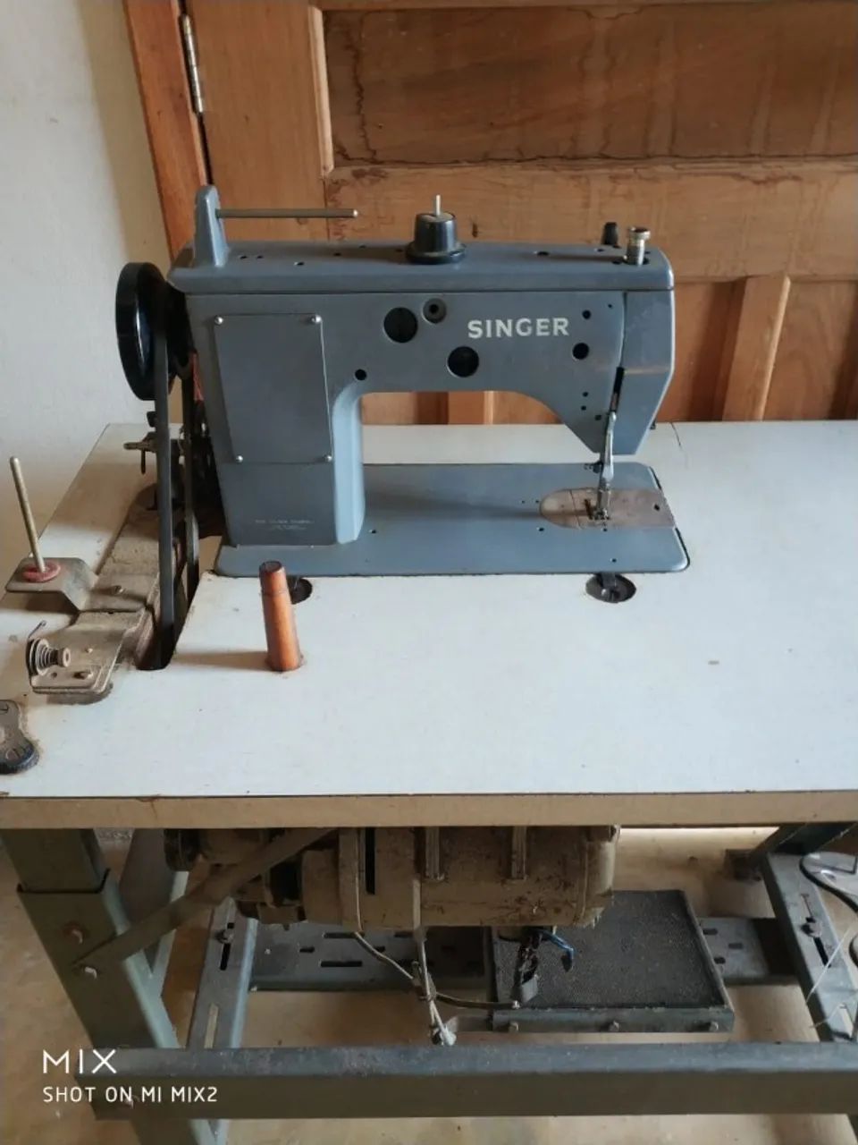Maquina de costura industrial Singer Modelo 021d201a  - Foto 2