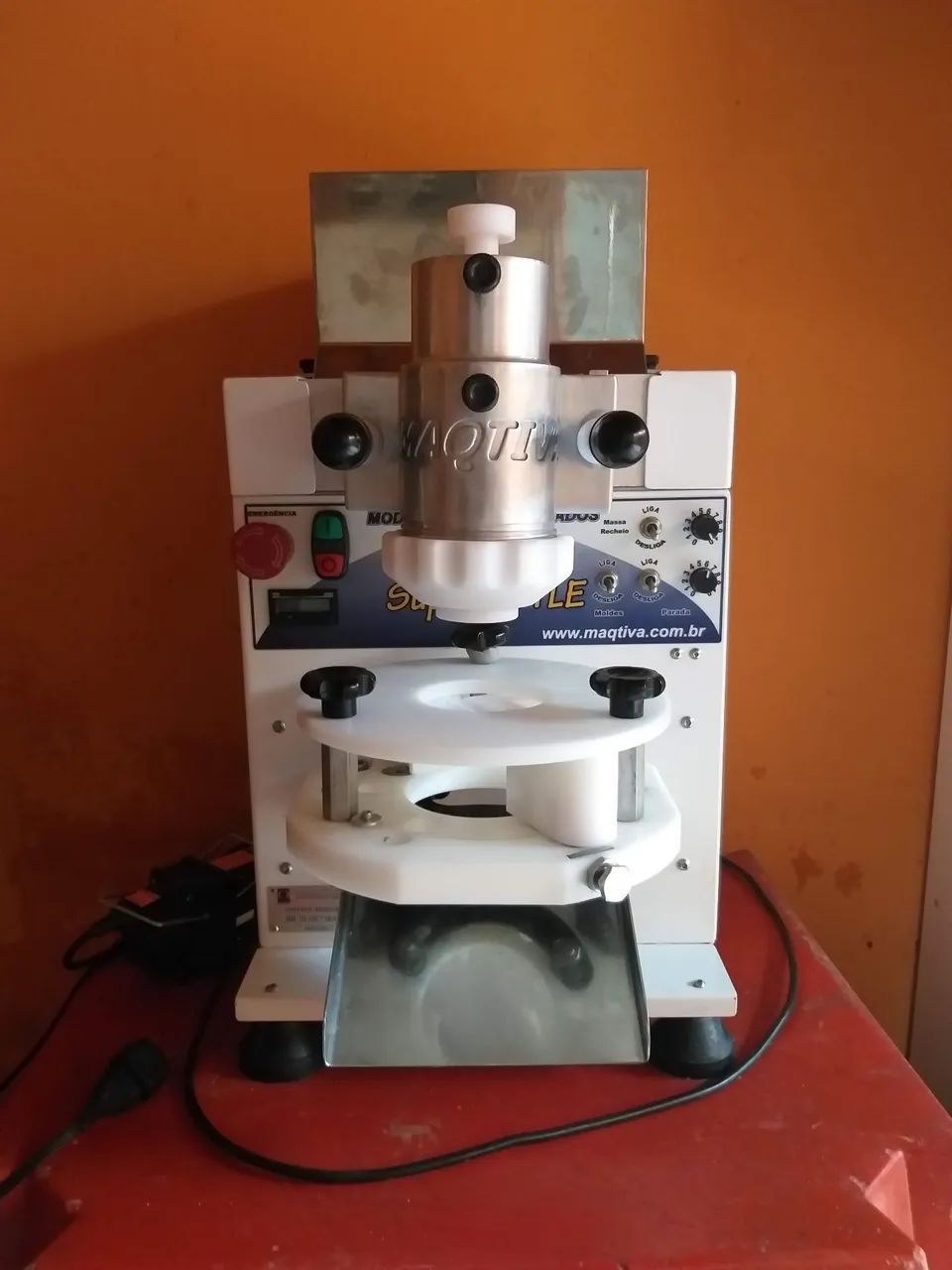 Máquina de salgados Maqtiva SL 1000