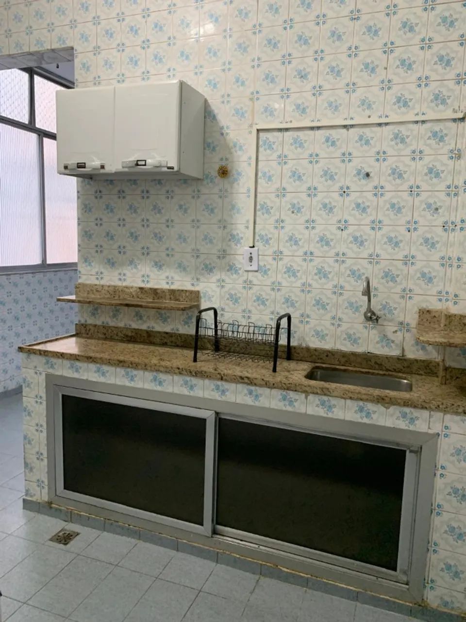 ALUGO APARTAMENTO 2 QUATROS TIJUCA EM FRENTE AO COLÉGIO MILITAR SOMENTE COM FIADOR - Foto 3