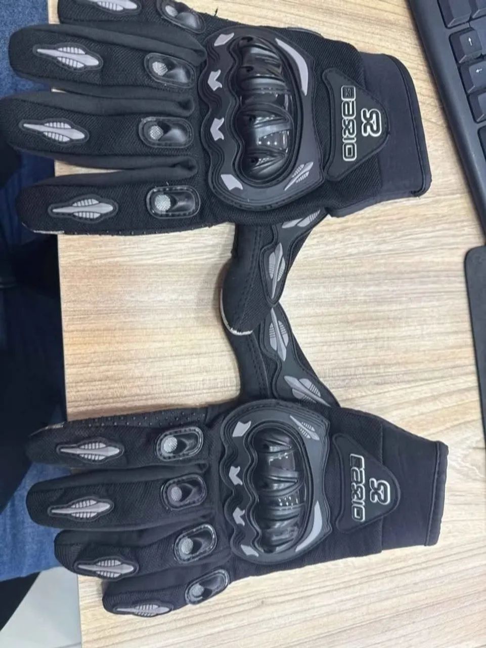 LUVAS MOTOCROSS MODELO IMPORTADO, MATERIAL RESISTENTE - Foto 5
