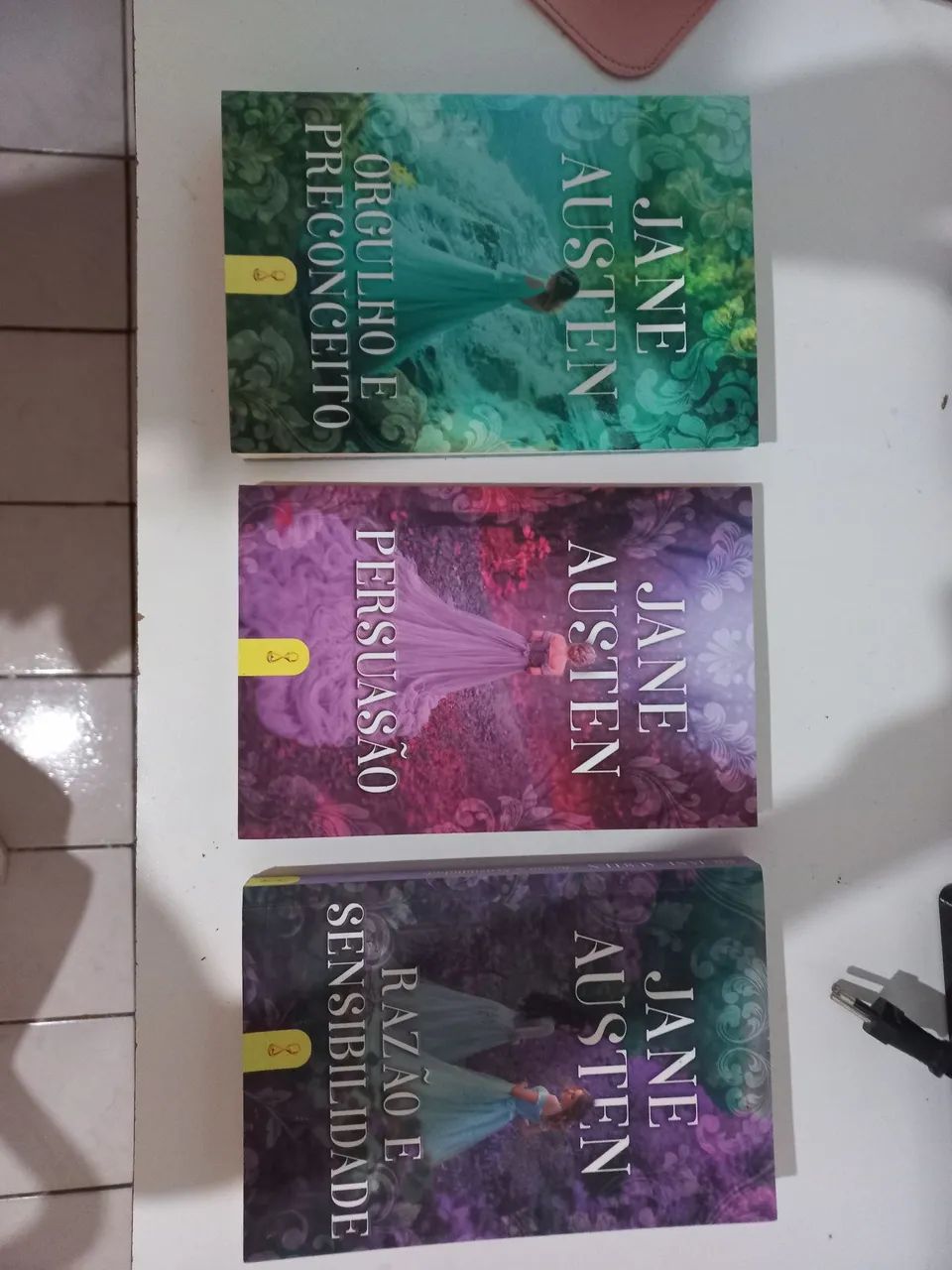 Livros da Jane Austen - Orgulho e Preconceito, Persuasão e Razão e Sensibilidade