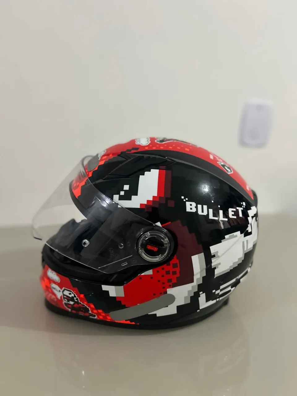 Capacete LS2 Bullet Pixelado